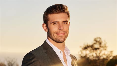 The Bachelor 2023 Guide .